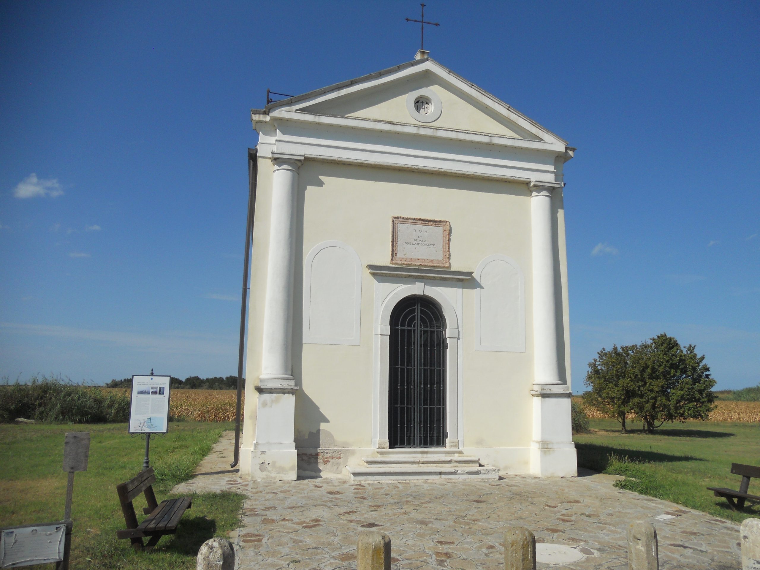 Chiesa di Moceniga, dedicata all’Immacolata Concezione
